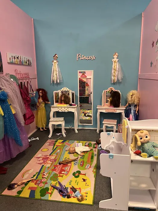 LolliPops Indoor Playground & Party Place Picture 1