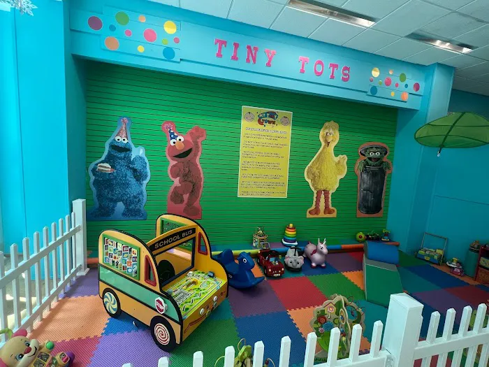 LolliPops Indoor Playground & Party Place Picture 7