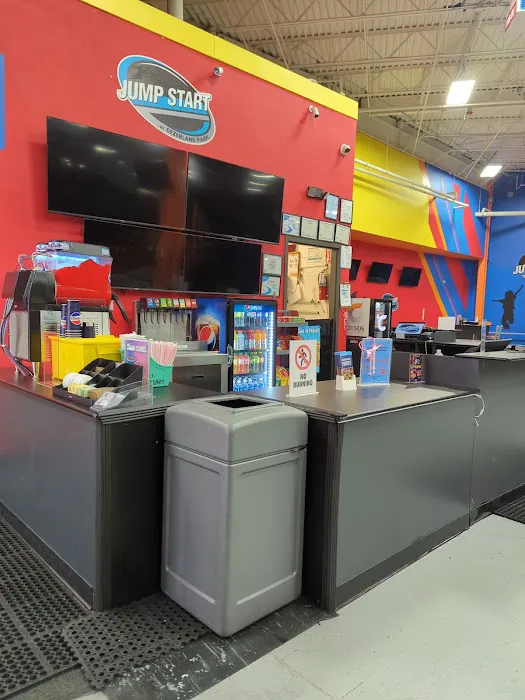 Jump Start Trampoline Park Picture 4
