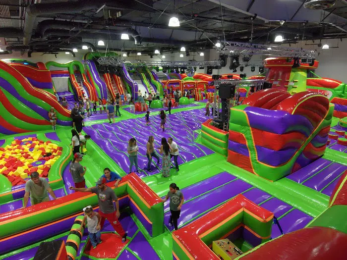 Funtastic Depot - Indoor Amusement Park Picture 10