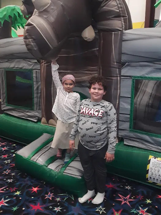 Indoor Jumpy Place Parties & More Picture 7