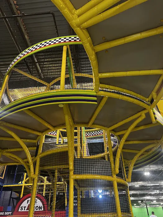 Get Air Trampoline Park Picture 6