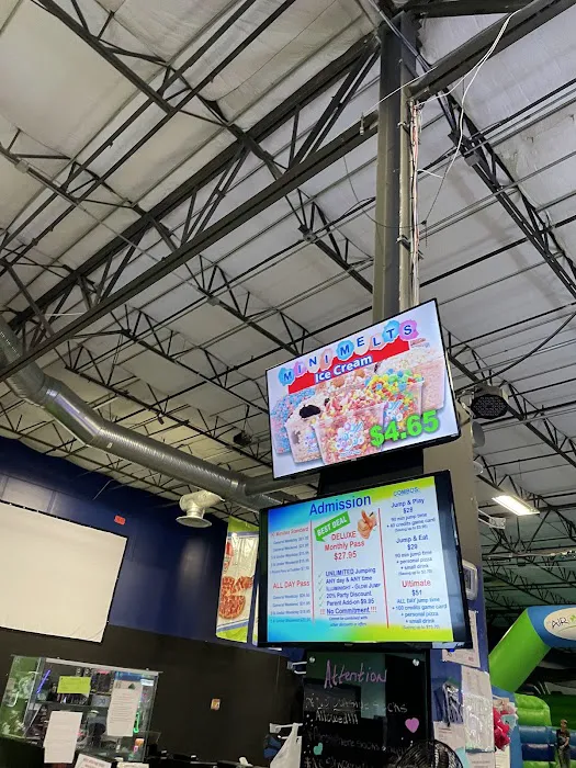 The Airosphere, Inflatable Park & Arcades Picture 7