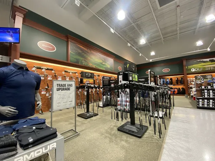 DICK'S Sporting Goods Picture 8