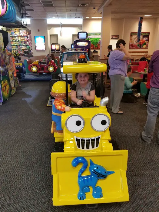 Chuck E. Cheese Picture 6