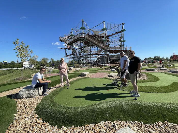 Ryze Adventure Park - St Louis Ropes Course, Zipline, & Mini Golf Picture 6