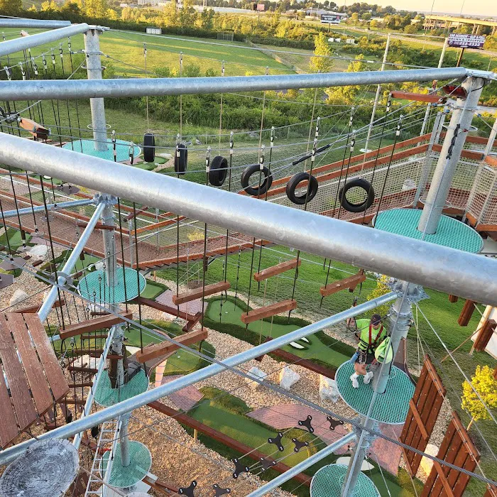 Ryze Adventure Park - St Louis Ropes Course, Zipline, & Mini Golf Picture 7