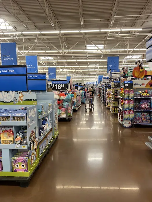 Walmart Supercenter Picture 6