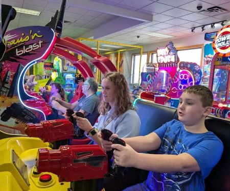 Chuck E. Cheese