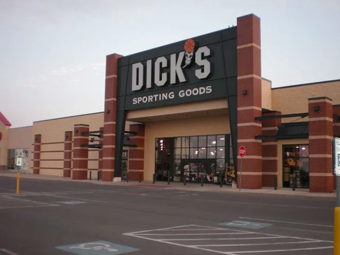 DICK'S Sporting Goods Picture 10