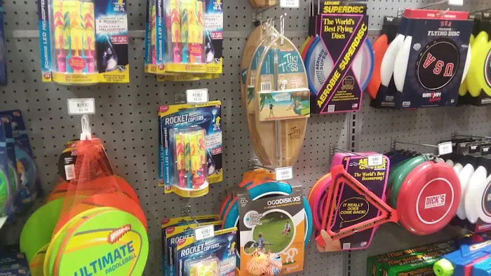 DICK'S Sporting Goods Picture 8