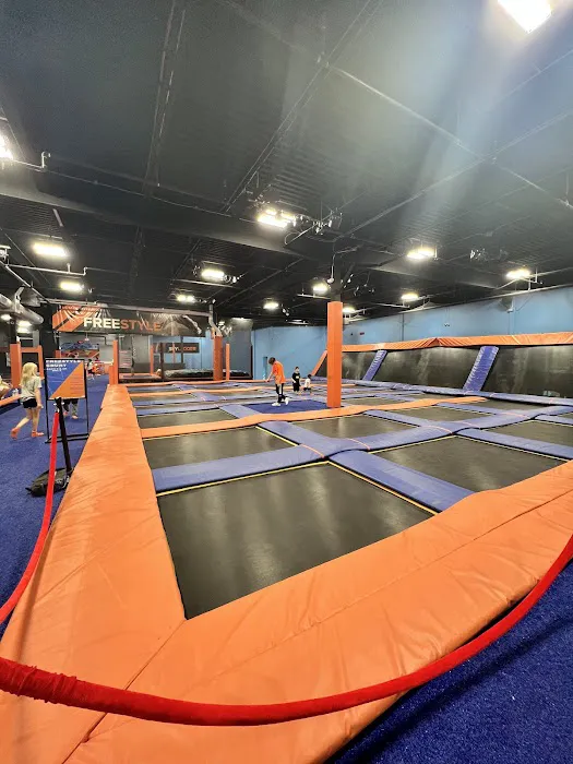 Sky Zone Clifton Park Picture 1