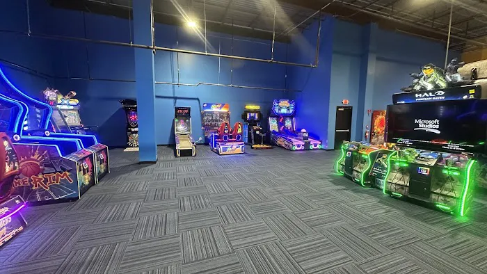 Bounce Sports & Entertainment Center Picture 1