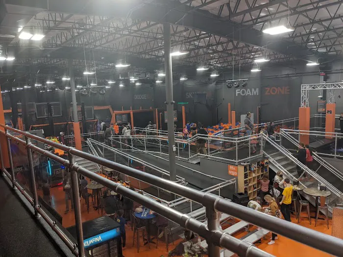 Sky Zone Queensbury Picture 3