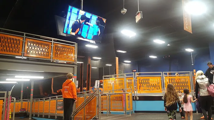 Sky Zone Trampoline Park Picture 3