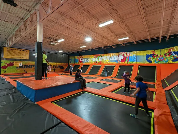 Urban Air Trampoline and Adventure Park Picture 5