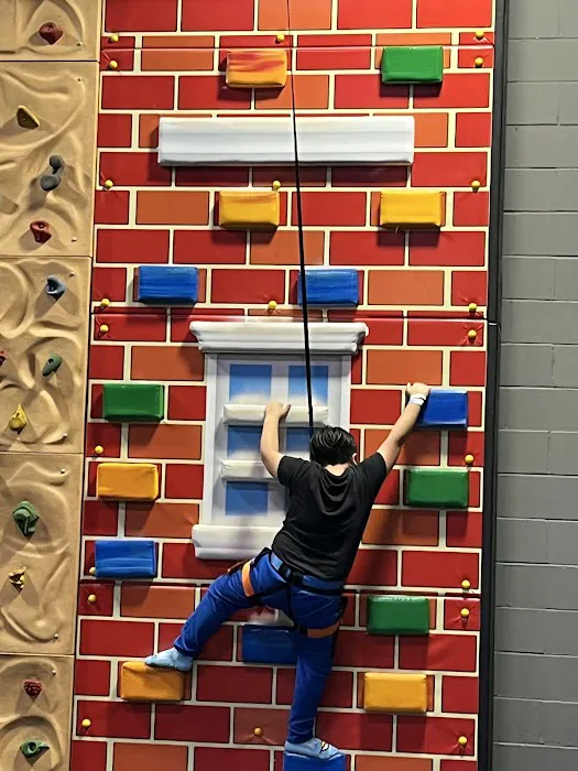 Urban Air Trampoline and Adventure Park Picture 3