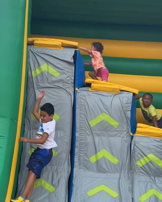 FUNBOX CHERRY HILL Picture 10