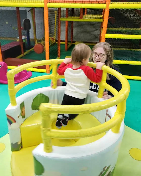 Peekaboo Playground Picture 3