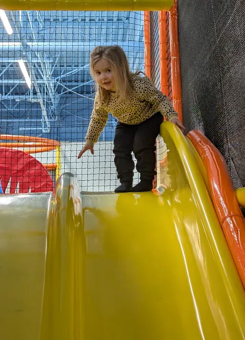 Peekaboo Playground Picture 7