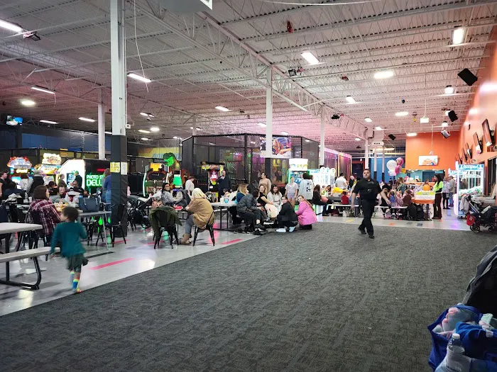 Urban Air Trampoline and Adventure Park Picture 9