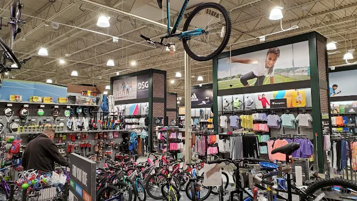 DICK'S Sporting Goods Picture 10