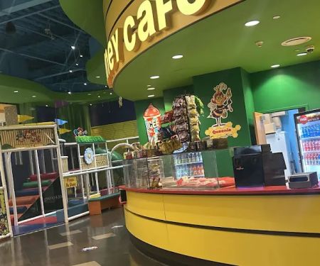 Billy Beez Palisade Center