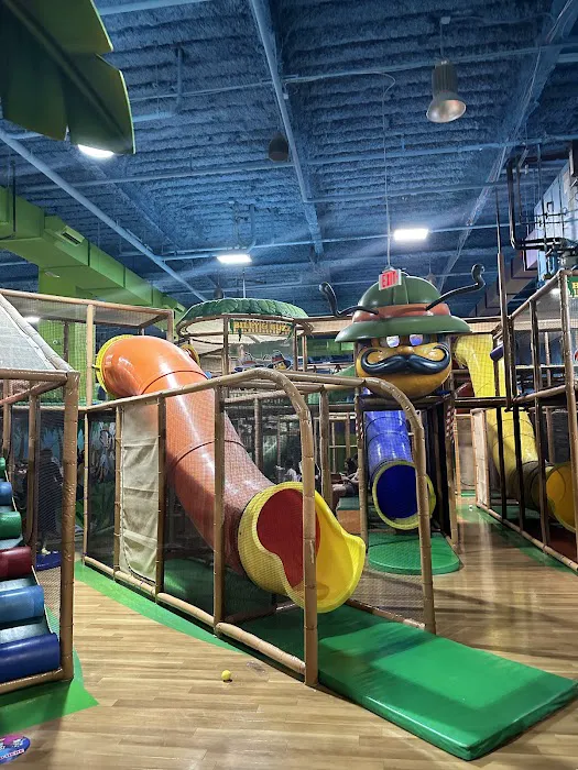 Billy Beez Palisade Center Picture 4
