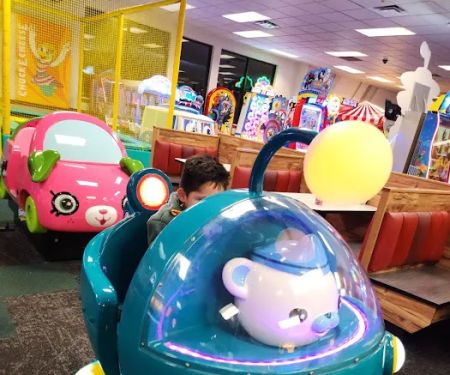 Chuck E. Cheese