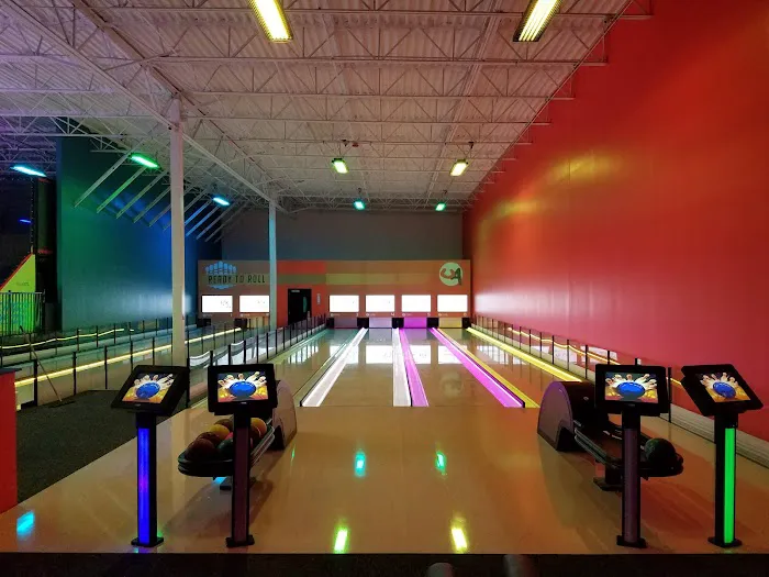 Urban Air Trampoline and Adventure Park Picture 9