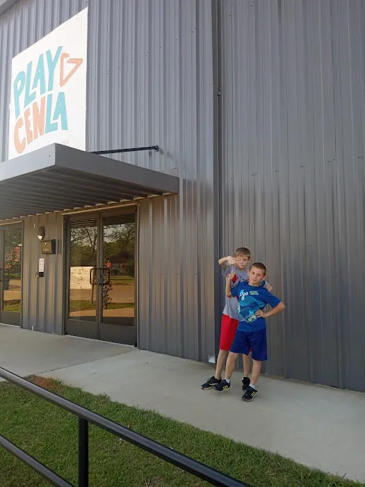 Play Cenla Picture 2