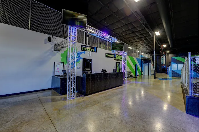 Sky Zone Trampoline Park Picture 6