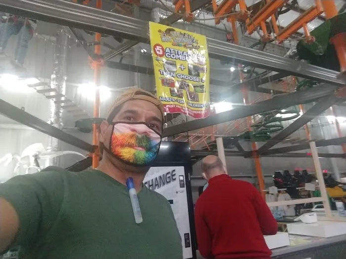 Trex Fun Spot Ropes/ZipLine/Gyroscope Picture 6