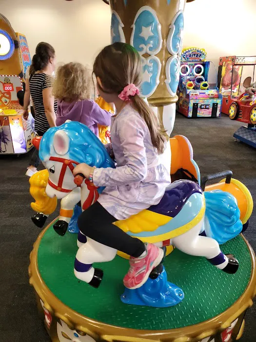 Chuck E. Cheese Picture 2
