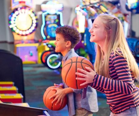 Chuck E. Cheese
