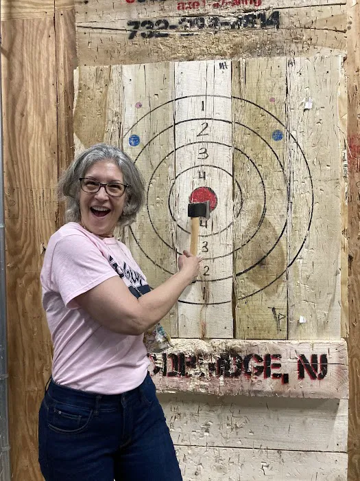 Bury the Hatchet Axe Throwing Woodbridge Picture 10