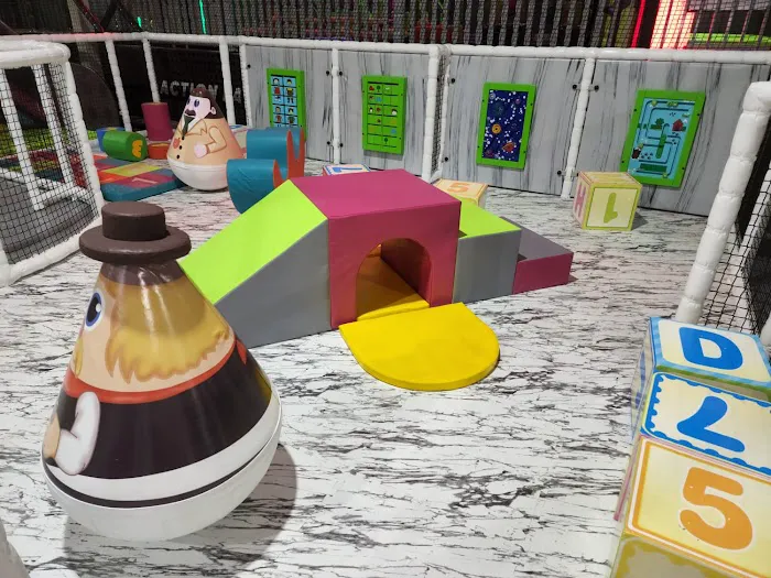 FunHub Action Park Picture 9