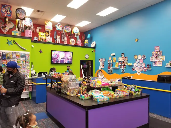 Pump It Up Roselle Park Kids Birthdays and More Picture 2