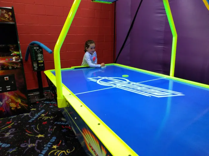 Pump It Up Roselle Park Kids Birthdays and More Picture 6