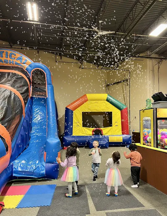The Jumping Jungle Picture 2
