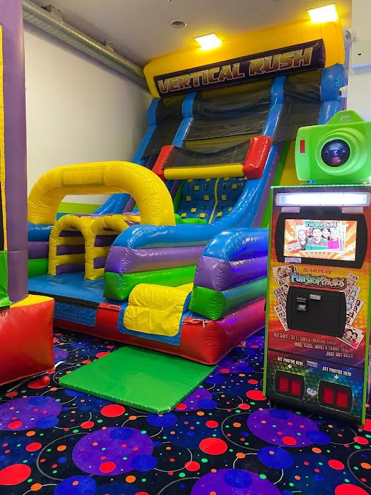 Bounce N Play Picture 3