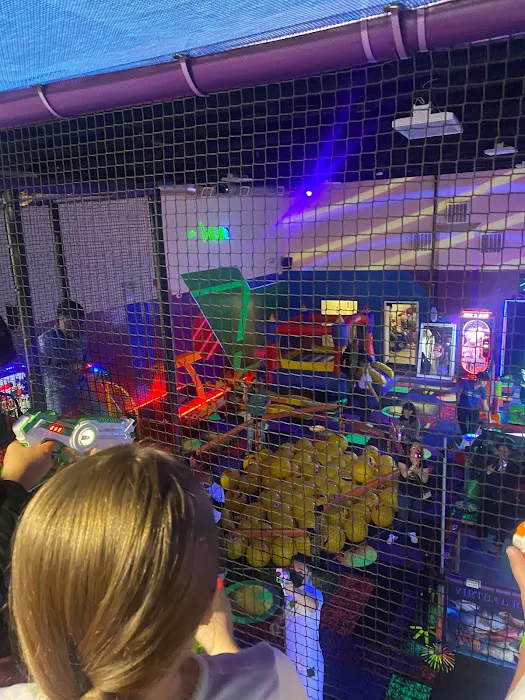 Max Adventures Kids Birthday Party Place Picture 6
