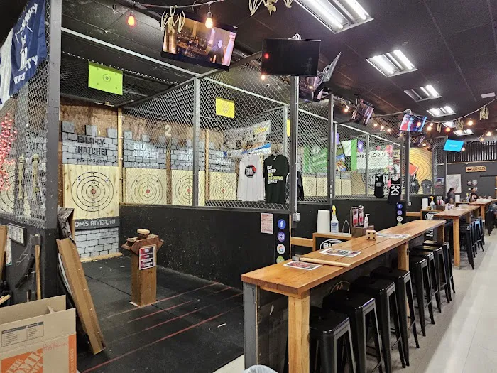 Bury the Hatchet Toms River - Axe Throwing Picture 7