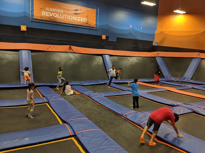 Sky Zone Trampoline Park Picture 10