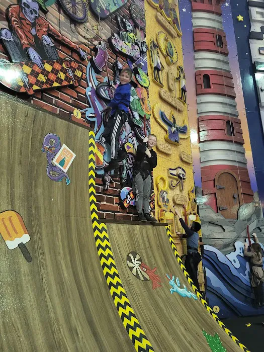 ClimbZone Palisades Picture 9