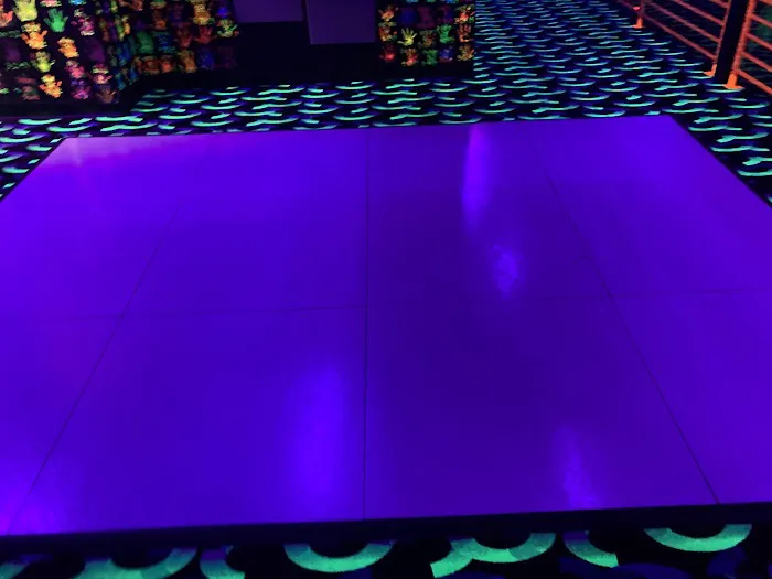 The Cave ( Formerly Monster Mini Golf ) Picture 5