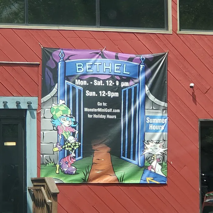 The Cave ( Formerly Monster Mini Golf ) Picture 4