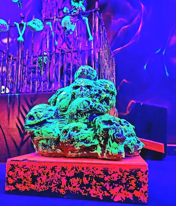 The Cave ( Formerly Monster Mini Golf ) Picture 7