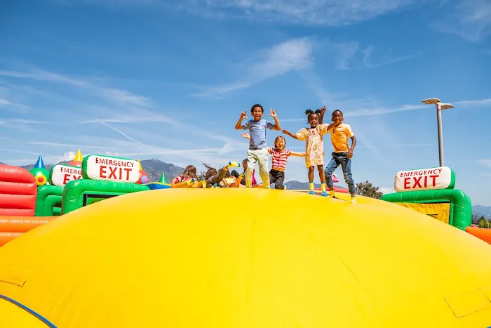 FUNBOX NEW HAVEN COUNTY - MILFORD Picture 3