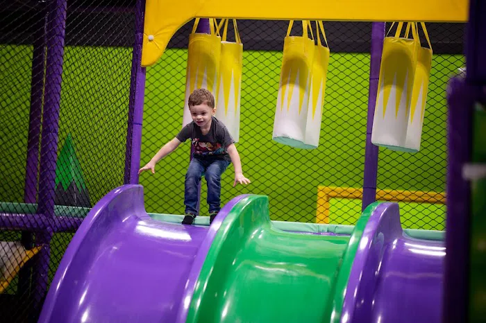 Funz Trampoline Park Hamden Picture 8